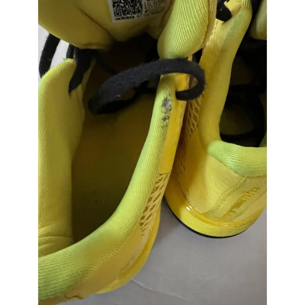 Adidas Barricade Tennis Shoes Yellow Black Kids Youth Size 3.5 US GY4016